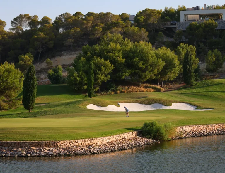Blog Las Colinas Golf Course, Lilypad Properties